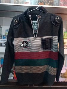 Stylish Striped Pullover Sweater With Zip Detail