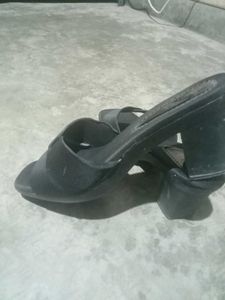 Black colour heels