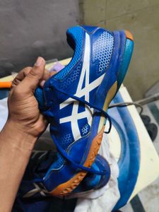 Asics gel rocket badminton court shoes
