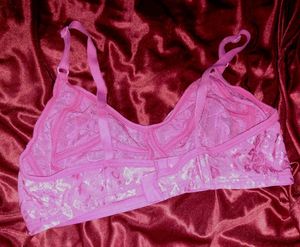 CUTE LACEY PINK BRA