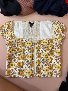 Forever 21 Floral Puff Sleeve  Top