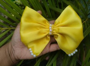 Elegant Black Pearl Bow Hair Clip