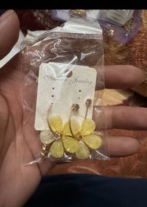 Elegant Flower Hoop Earrings Unused
