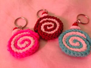 Cute Crocheted Swiss Roll Keychains