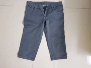 Stylish Grey Capris for women