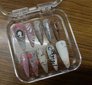 Set of Custom Press-On Nails