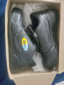 Ogyi  Black Shoes