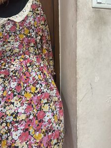 Floral Print Midi Dress with Lace Collar