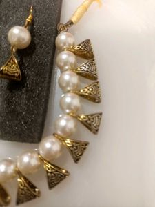 Pearl Necklace and Earrings Set