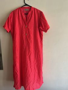 Vibrant Pink Kurta with Subtle Embellishments