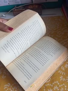 Divergent by Veronica Roth
