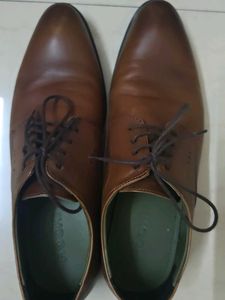 Classic Brown Leather Formal Shoes