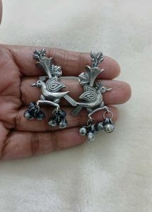 Artistic Bird Design Earrings