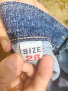 Y2K Wide-Leg Flare Jeans with Side Bleac
