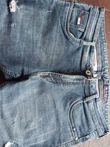 Men's Distressed Blue Denim Jeans