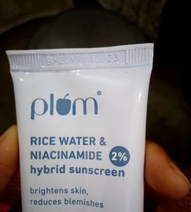 Plum Hybrid Sunscreen