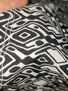 Stylish Black &amp; White Geometric Print Top
