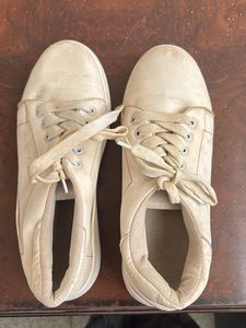 Cream Casual Sneakers