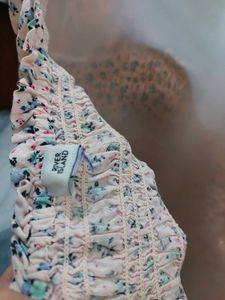 River Island -Floral Smocked Crop Top - Y2K Style