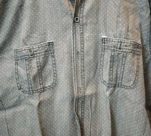 Men's Polka Dot Button-Down Shirt
