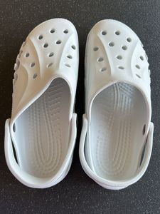 Crocs white ( Dupe )
