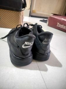 Men's Black Nike Sneakers (7A copy)