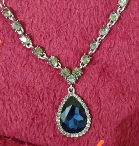 Stunning Blue Teardrop Pendant Necklace