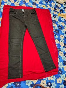 Black Slim Fit Jeans
