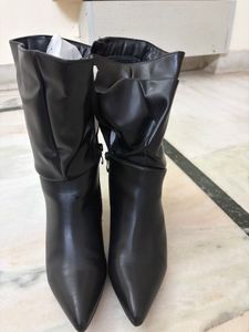 Stylish Black Heeled Boots