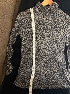 Leopard Print Turtleneck Top