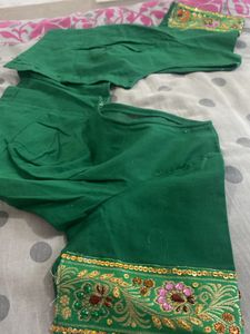 Set Of 8 Blouses All Are Embellished In Slives