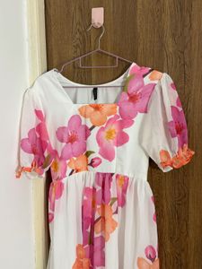 Floral Maxi Dress with Ruffle Hem