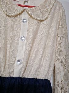 Lace maxi dress/gown with pearls collar ✨️