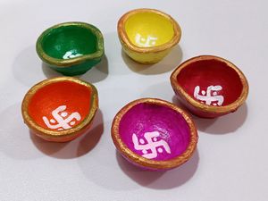 Handmade Earthen Clay Mitti Diye (Set of 6)
