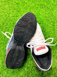 Puma White &amp; Red Sneakers