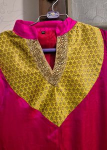 Vibrant Pink Kurta with Gold Embellishment