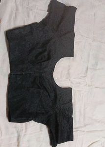Chic Black Embroidered Blouse