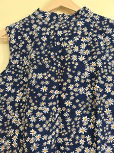 Oomph! Floral Tie Neck Sleeveless Top