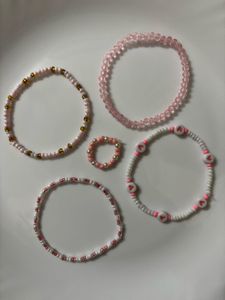 Set of 4 Beaded Bracelets 1ring