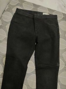 Comfortable Black Denim Jeans with lavender top