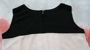 Women's Black &amp; White Lace Trim Tank Top
