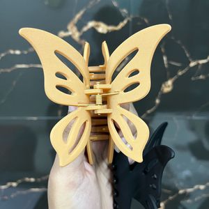 Last Stock Butterfly Hair Claw Clips