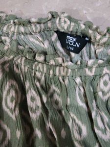 Green Printed Off-Shoulder Top