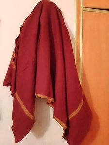 woolen shwal Elegant maroon Embroidered