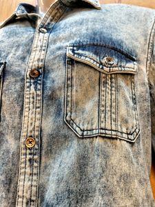 Free delivery 🚚 Acid Wash Denim Shirt