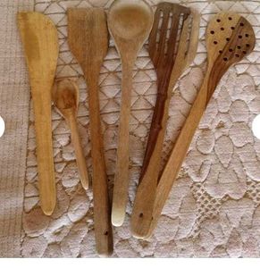 SET OF 5 WITH 1 MINI SPOON FREE .....