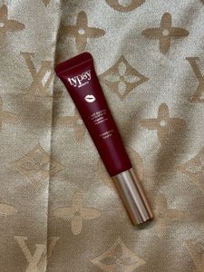 Typsy Beauty Pout Cloud Matte Lip Balm