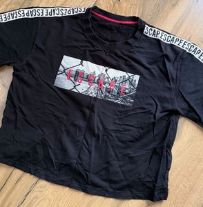 Black "Escape" Graphic Print Cropped Top