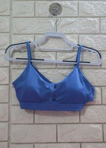 Nike Favourites Surf to Sport