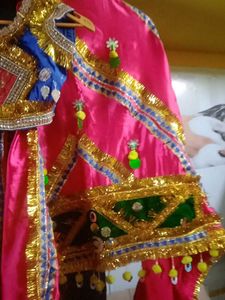 short navratri lahenga choli.